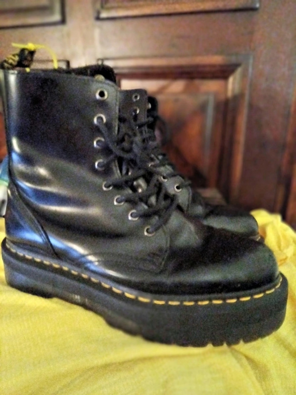Dr. Martens Jadon Max Black Pisa Platform Combat Boots Size 8